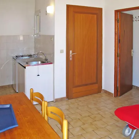 Thalassa-3 By Interhome Кальви